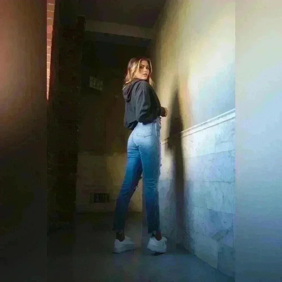 REVICE Uptown Road-trip Jeans Size 25 - Picture 1 of 10